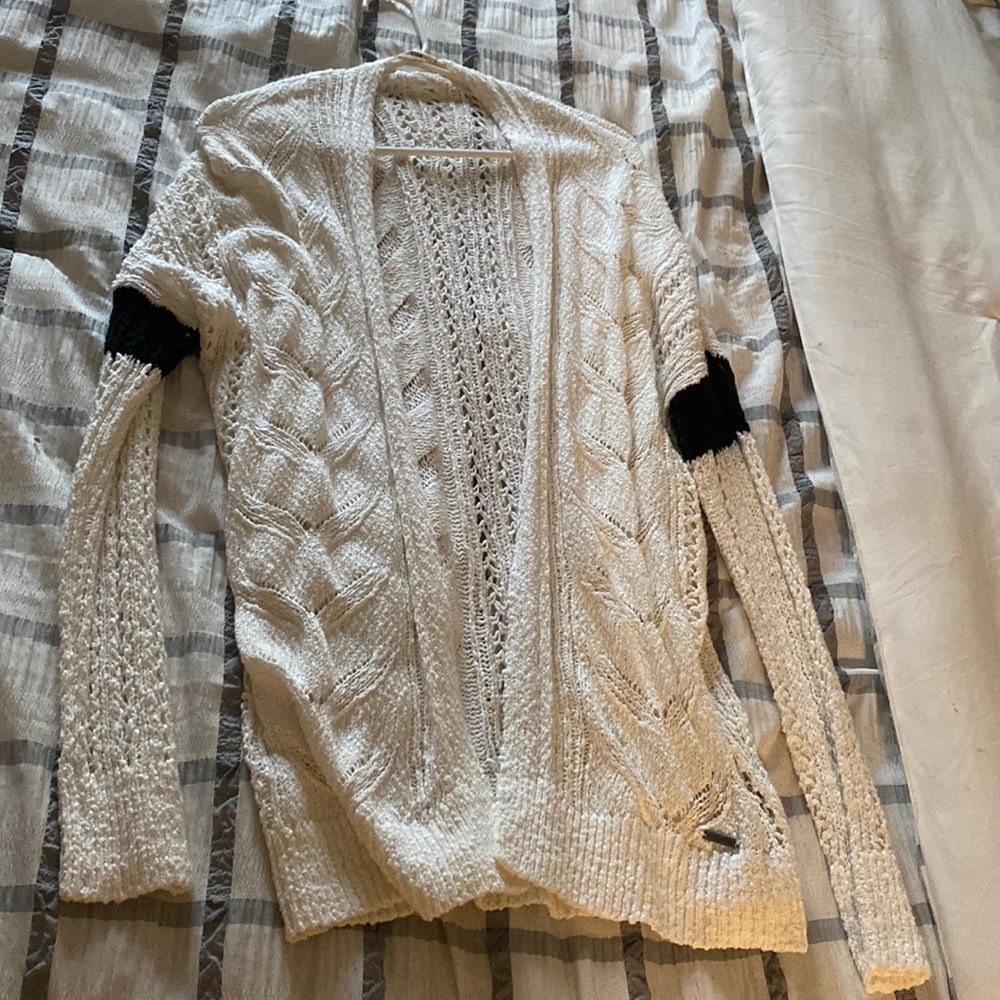 Hollister cardigan